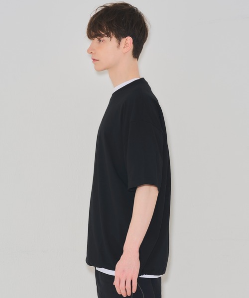 EMMA NOVEMBER　（エマノーヴェンバー）の「リラックスフィット ドローコード Tシャツ（Tシャツ/カットソー・メンズ・ブラック・3/2/1）」の3枚目の写真