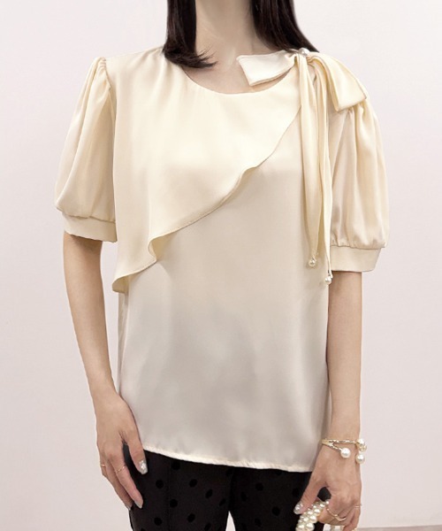 CLOTHY（クロシィ）の「【オンオフ兼用で、通勤コーデが格上げ♪】アシメリボン半袖ブラウス（シャツ/ブラウス・レディース・アイボリー/ブルー/ブラック・FREE）」の17枚目の写真