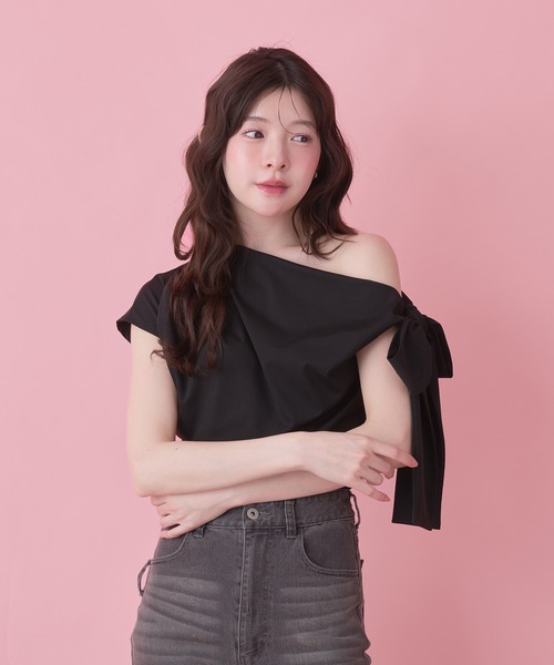 fupel(フぺル)の「side ribbon one-shoulder drape tops /サイドリボンワンショルダードレープトップス(Tシャツ/カットソー・レディース・ブラック/ピンク・FREE)」の14枚目の写真