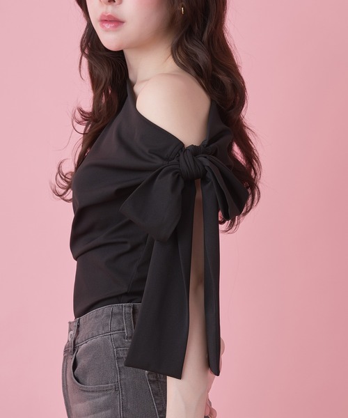 fupel(フぺル)の「side ribbon one-shoulder drape tops /サイドリボンワンショルダードレープトップス(Tシャツ/カットソー・レディース・ブラック/ピンク・FREE)」の12枚目の写真