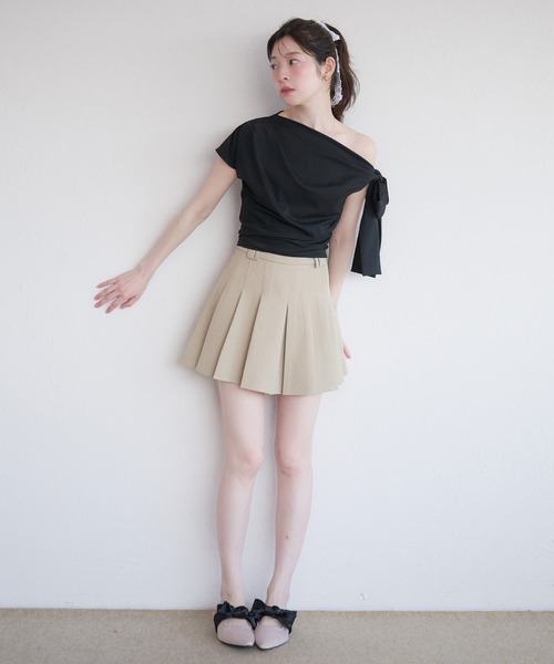 fupel(フぺル)の「side ribbon one-shoulder drape tops /サイドリボンワンショルダードレープトップス(Tシャツ/カットソー・レディース・ブラック/ピンク・FREE)」の9枚目の写真