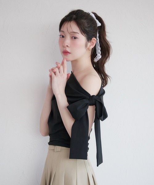 fupel(フぺル)の「side ribbon one-shoulder drape tops /サイドリボンワンショルダードレープトップス(Tシャツ/カットソー・レディース・ブラック/ピンク・FREE)」の6枚目の写真