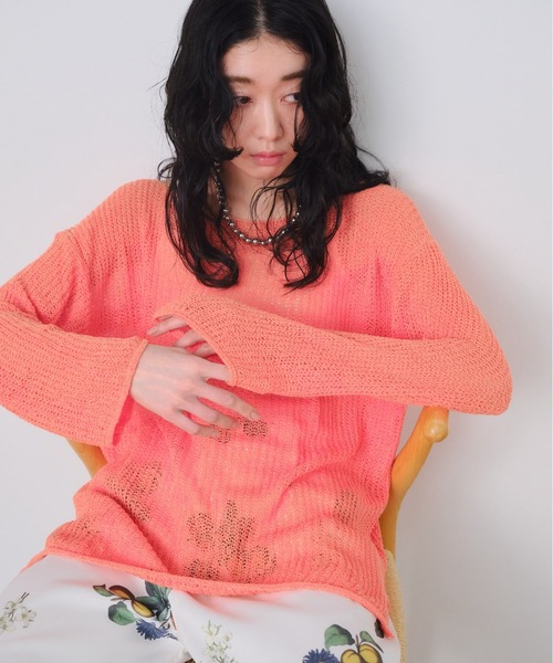 Shelly island(シェリーアイランド)の「ルーズシアーニット(ニット/セーター・レディース・ピンク/オフホワイト/ブルー/オレンジ・FREE)」の20枚目の写真