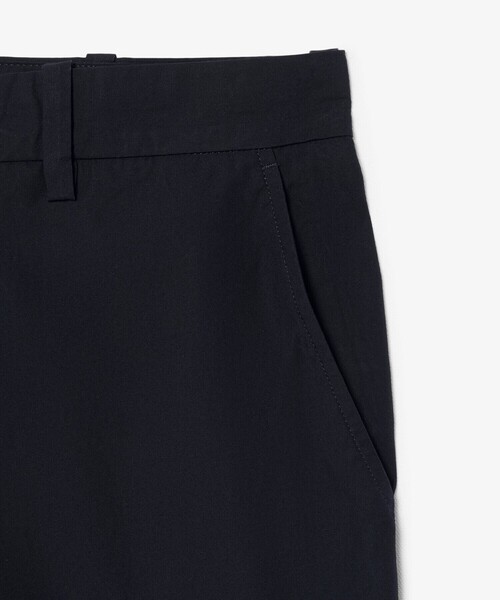 LACOSTE(ラコステ)の「エッセンシャルテーパードチノパンツ(チノパンツ・メンズ・オフホワイト/ダークネイビー・30/31/32/33)」の9枚目の写真