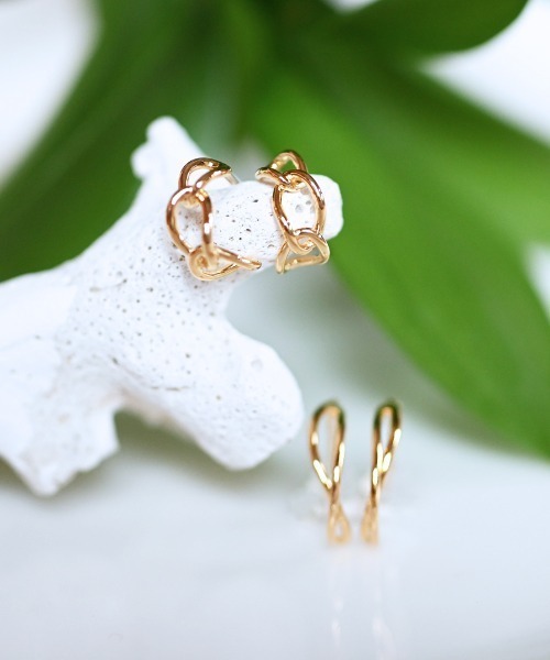 sowi(ソーイ)の「SV925+K10YG Talat Chic Oriental Rope ピアス(ピアス(両耳用)・レディース・ゴールド・フリ-)」の4枚目の写真