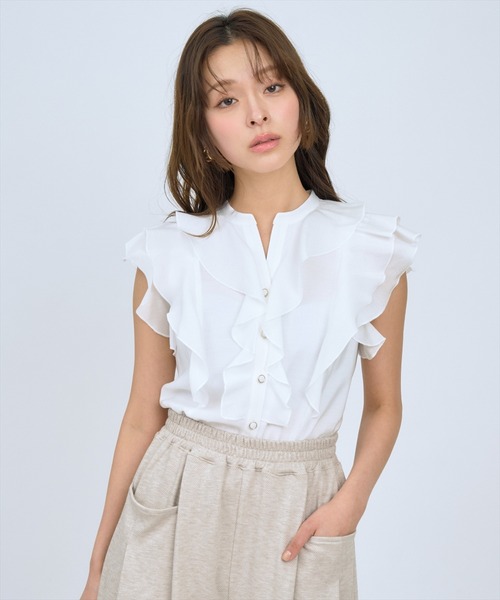 AND COUTURE(アンドクチュール)の「フレンチスリーブラッフルブラウス(シャツ/ブラウス・レディース・オレンジ/ネイビー/グリーン/オフホワイト・FREE)」の1枚目の写真