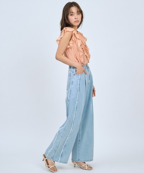 AND COUTURE(アンドクチュール)の「フレンチスリーブラッフルブラウス(シャツ/ブラウス・レディース・オレンジ/ネイビー/グリーン/オフホワイト・FREE)」の5枚目の写真