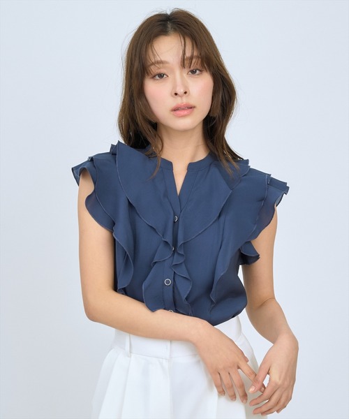AND COUTURE(アンドクチュール)の「フレンチスリーブラッフルブラウス(シャツ/ブラウス・レディース・オレンジ/ネイビー/グリーン/オフホワイト・FREE)」の22枚目の写真