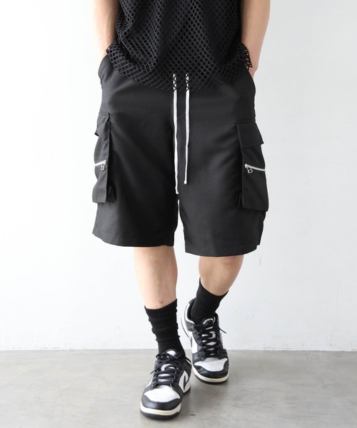 GALLIS ADDICTION(ガリスアディクション)の「GA Shiny Cargo Shorts(その他パンツ・メンズ・ブラック・L/M)」の1枚目の写真