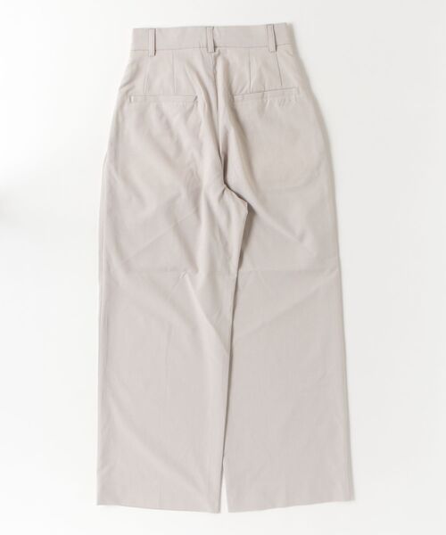 NANGA(ナンガ)の「WEATHER STRETCH TUCK PANTS W/ウェザーストレッチ タックパンツ(ウィメンズ)(その他パンツ・レディース・ライトグレー・M)」の18枚目の写真