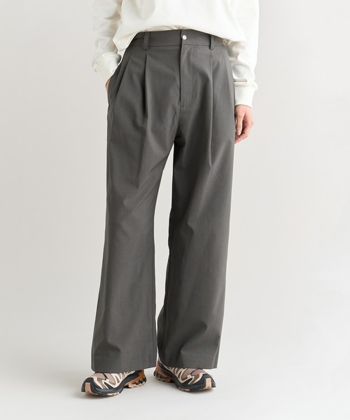 NANGA(ナンガ)の「WEATHER STRETCH TUCK PANTS W/ウェザーストレッチ タックパンツ(ウィメンズ)(その他パンツ・レディース・ライトグレー・M)」の13枚目の写真