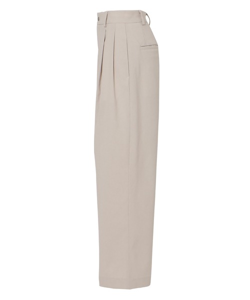 NANGA(ナンガ)の「WEATHER STRETCH TUCK PANTS W/ウェザーストレッチ タックパンツ(ウィメンズ)(その他パンツ・レディース・ライトグレー・M)」の3枚目の写真