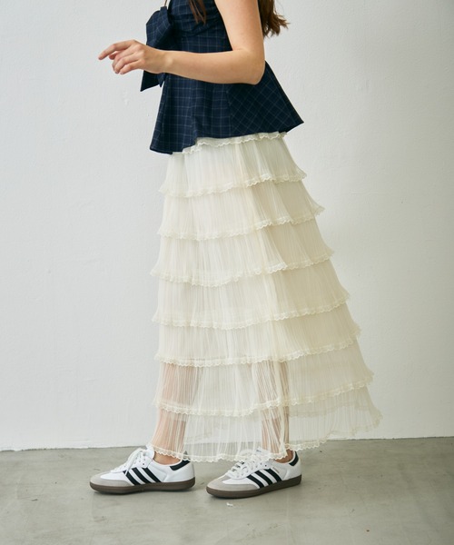 Lunea(ルネア)の「フリルティアードロングスカート/ tulle lace tiered skirt(スカート・レディース・ホワイト/ベージュ/ブラック・FREE)」の4枚目の写真