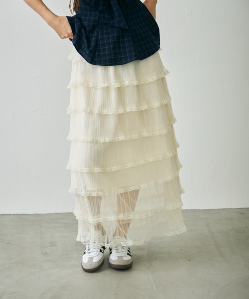 Lunea(ルネア)の「フリルティアードロングスカート/ tulle lace tiered skirt(スカート・レディース・ホワイト/ベージュ/ブラック・FREE)」の5枚目の写真