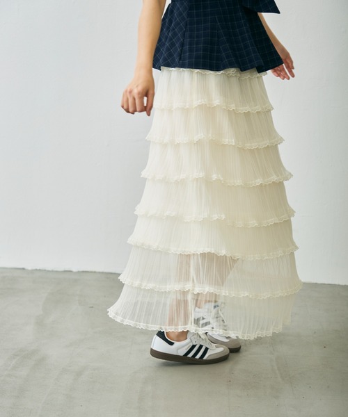 Lunea(ルネア)の「フリルティアードロングスカート/ tulle lace tiered skirt(スカート・レディース・ホワイト/ベージュ/ブラック・FREE)」の7枚目の写真