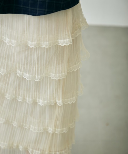 Lunea(ルネア)の「フリルティアードロングスカート/ tulle lace tiered skirt(スカート・レディース・ホワイト/ベージュ/ブラック・FREE)」の8枚目の写真
