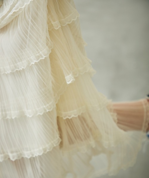 Lunea(ルネア)の「フリルティアードロングスカート/ tulle lace tiered skirt(スカート・レディース・ホワイト/ベージュ/ブラック・FREE)」の10枚目の写真