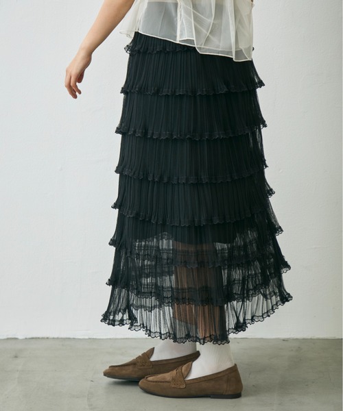 Lunea(ルネア)の「フリルティアードロングスカート/ tulle lace tiered skirt(スカート・レディース・ホワイト/ベージュ/ブラック・FREE)」の22枚目の写真