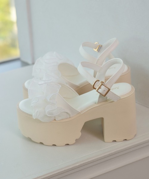 Ambre Neige(アンブルネージュ)の「platform flill sandals / アツゾコフリルサンダル(サンダル・レディース・ブラック/グレー/アイボリー・LARGE/MEDIUM)」の9枚目の写真