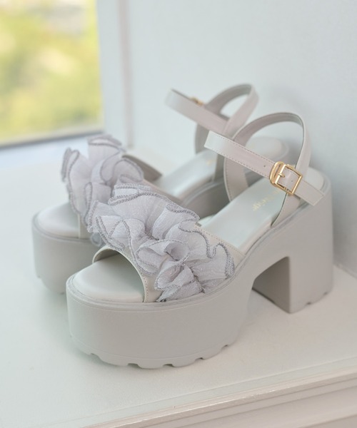Ambre Neige(アンブルネージュ)の「platform flill sandals / アツゾコフリルサンダル(サンダル・レディース・ブラック/グレー/アイボリー・LARGE/MEDIUM)」の21枚目の写真