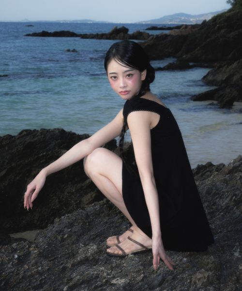 ROSEFRANTZ（ロゼフランツ）の「Flower Punching Mini Dress [Black]（ワンピース・レディース・ブラック・OS）」の8枚目の写真