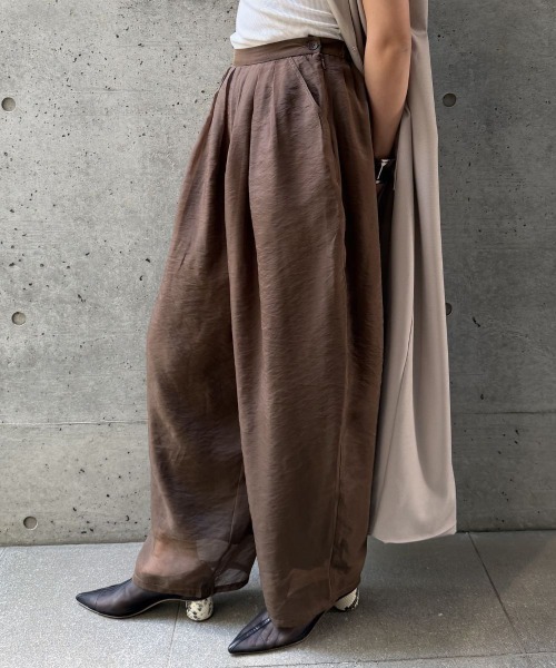 CIEL'AIR(シエルエアー)の「SHEER ORGANZA WIDE PANTS(シアーオーガンジーワイドパンツ)(その他パンツ・レディース・ブラウン/オフホワイト・FREE)」の5枚目の写真