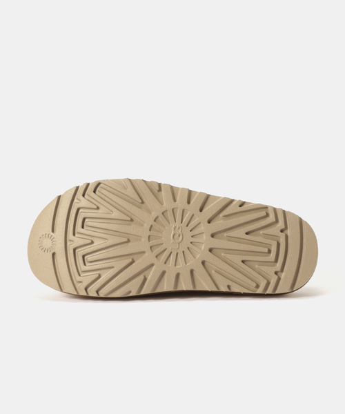 UGG(アグ)の「UGG W Greenport Slide 1167610-SAN(サンダル・レディース・ベージュ・22cm/23cm)」の4枚目の写真