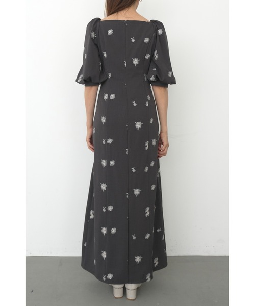 et.UNiVER(エトユニベール)の「Petal Embroidery Dress(ドレス・レディース・ベージュ/ブラック/チャコール・SMALL/MEDIUM/LARGE)」の18枚目の写真