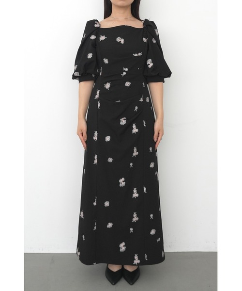 et.UNiVER(エトユニベール)の「Petal Embroidery Dress(ドレス・レディース・ベージュ/ブラック/チャコール・SMALL/MEDIUM/LARGE)」の13枚目の写真