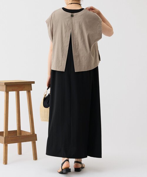 BEARDSLEY(ビアズリー)の「リネンストレッチベスト【セットアップ】(シャツ/ブラウス・レディース・グレー/ブルー・1/0)」の16枚目の写真