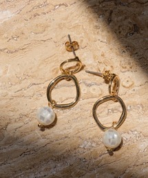 メタルフープモザイクシェルボールピアス