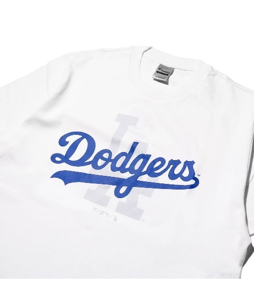 Fanatics(ファナティクス)の「ファナティクス【Fanatics】‐ ロサンゼルスドジャース 半袖Tシャツ【Los Angeles Dodgers MLB OVERLAPPING LOGO S/S TEE WHITE ML0126SS0005】(Tシャツ/カットソー・メンズ・ホワイト・L/XL)」の2枚目の写真