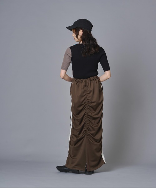 terrace（テラス）の「【ウォッシャブル】バイカラーリブニットプルオーバー（ニット/セーター・レディース・ブラウン/ブラック・FREE）」の17枚目の写真