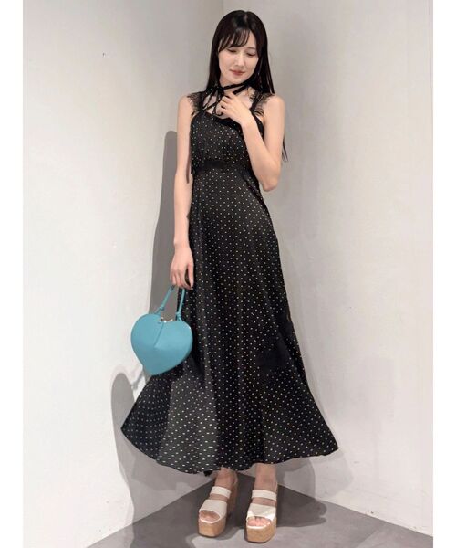 MERCURYDUO（マーキュリーデュオ）の「サテンレース使いキャミワンピース（ワンピース・レディース・ブラック/ベージュ/アイボリー・FREE）」の22枚目の写真