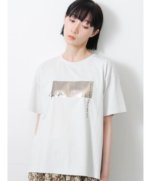 Samansa Mos2（サマンサ モスモス）の「◇【接触冷感】アソート箔プリントTシャツ（Tシャツ/カットソー・レディース・オフホワイト/チャコールグレー/シルバーグレー・F）」の3枚目の写真