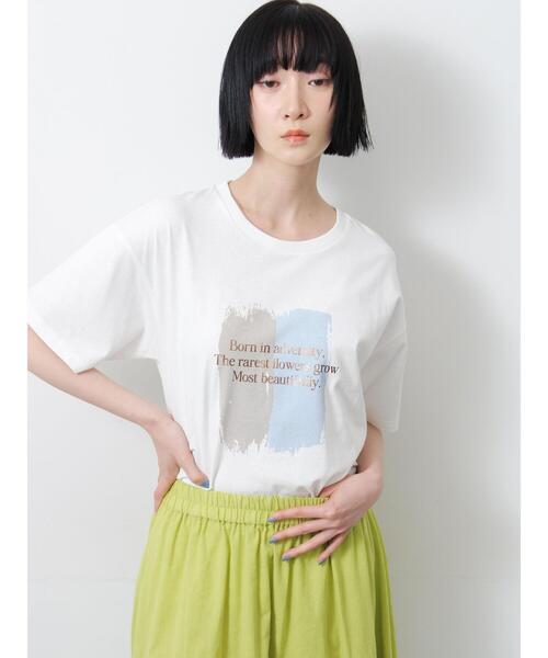 Samansa Mos2（サマンサ モスモス）の「◇【接触冷感】アソート箔プリントTシャツ（Tシャツ/カットソー・レディース・オフホワイト/チャコールグレー/シルバーグレー・F）」の4枚目の写真