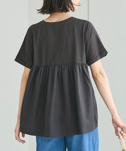 coca(coca)(コカ)の「後ろギャザー切替Tシャツ(Tシャツ/カットソー・レディース・チャコール/ホワイト・M/L/S)」の8枚目の写真