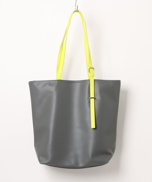 MAISON BREEZE(メゾンブリーズ)の「【MAISON BREEZE】ハンドルアクセントトート SNBD(トートバッグ・レディース・グレー/ブラウン/ブラック・FREE)」の22枚目の写真