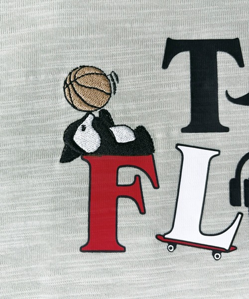 T-MAC OUTING(ティーマック アウティング)の「【T-MAC】スラブ天竺 キャラクターロゴ刺繍&プリント 半袖Tシャツ(Tシャツ/カットソー・メンズ・ベージュ/ホワイト・LL/L/M)」の6枚目の写真