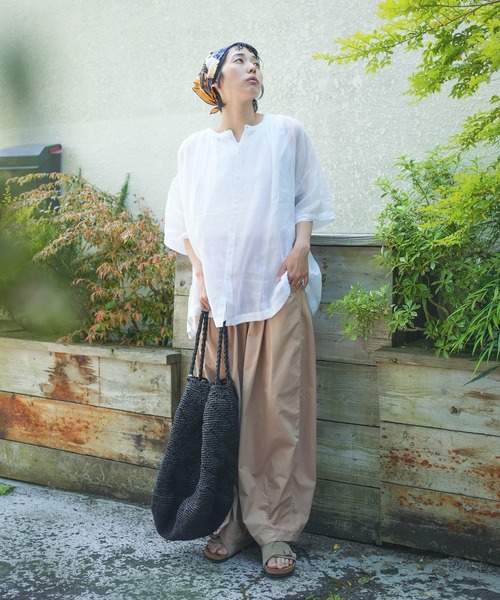 solamonat poche(ソラモナポッシェ)の「ラミーギャザーシャツ(シャツ/ブラウス・レディース・ライトオリーブ/ブラック/ライトグレー/ベージュ/ホワイト/ライトブルー・2)」の18枚目の写真