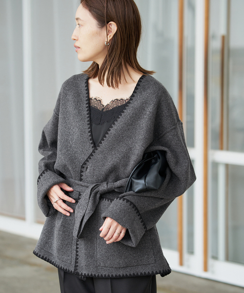 SLOBE IENA(スローブイエナ)の「《追加》ブランケットステッチニットジャケット(その他アウター・レディース・チャコールグレー/ブラック・FREE)」の18枚目の写真