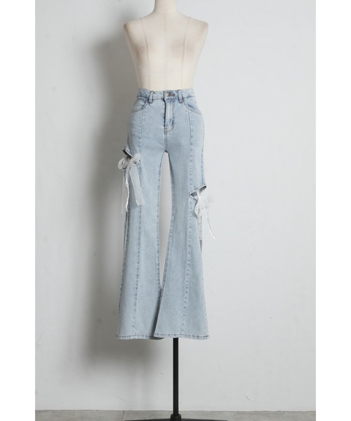 Suyunn(スユン)の「【ZOZO限定】レースオーガンジーリボン美脚ストレッチフレアデニムパンツ(デニムパンツ・レディース・チャコールグレー/ブルー・S/M)」の13枚目の写真