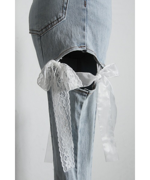 Suyunn(スユン)の「【ZOZO限定】レースオーガンジーリボン美脚ストレッチフレアデニムパンツ(デニムパンツ・レディース・チャコールグレー/ブルー・S/M)」の20枚目の写真