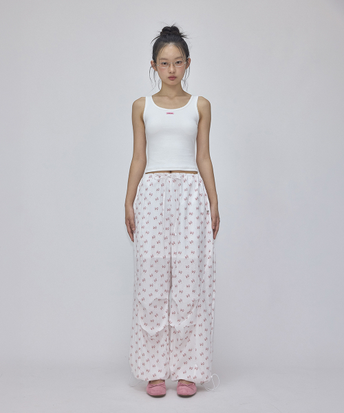 RONRON(ロンロン)の「DOUBLE RIBBON PATTERN SWEAT JOGGER PATNS WHITE(スウェットパンツ・レディース・その他・FREE)」の3枚目の写真