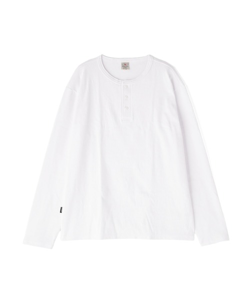 AVIREX(アヴィレックス)の「《DAILY/デイリー》BIG SIZE RIB L/S HENLEY NECK T-SHIRT / デイリー ビックサイズ リブ ヘンリーネック 長袖Tシャツ / AVIREX / アヴィレックス(Tシャツ/カットソー・メンズ・グレー/ホワイト/ブラック/ロイヤルブルー/チャコール・XXXX-LARGE/XX-LARGE/XXXXX-LARGE/XXX-LARGE)」の8枚目の写真