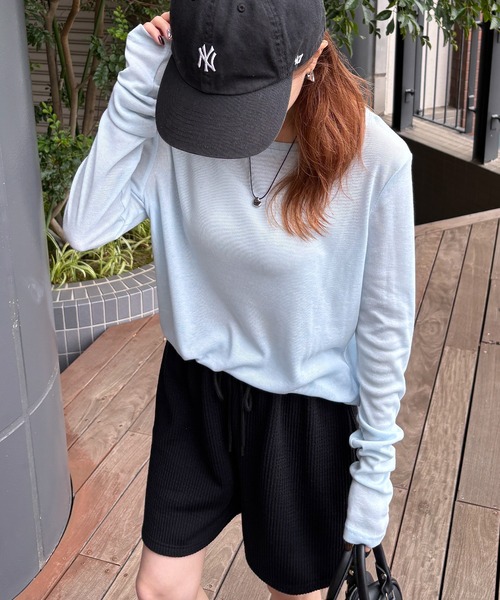 ISOOK（アイスー）の「【ISOOK / アイスー】シアーフライスプルオーバー / シアートップス シアーカットソー シアーインナー ロンT 長袖 ボートネック レイヤード フライス ZOZOTOWN限定（Tシャツ/カットソー・レディース・ネイビー/ホワイト/ライトブルー/レッド・FREE）」の5枚目の写真