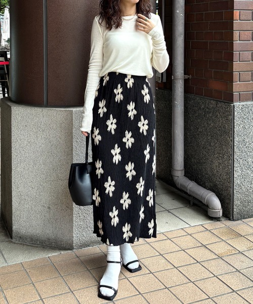 ISOOK（アイスー）の「【ISOOK / アイスー】シアーフライスプルオーバー / シアートップス シアーカットソー シアーインナー ロンT 長袖 ボートネック レイヤード フライス ZOZOTOWN限定（Tシャツ/カットソー・レディース・ネイビー/ホワイト/ライトブルー/レッド・FREE）」の21枚目の写真