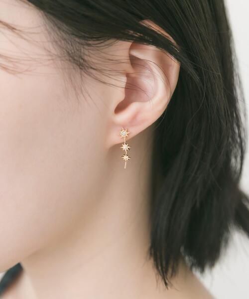 SMELLY（スメリー）の「スパークルビジューフックピアス（ピアス（両耳用）・レディース・ゴールド系その他・-）」の6枚目の写真