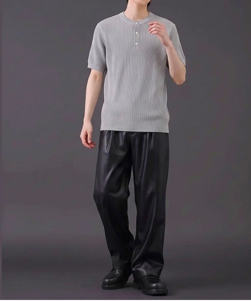 revertical(リバーティカル)の「ヘンリーネック 半袖リブニットTシャツ(ポロシャツ・メンズ・ブラック/グレー/ホワイト・MEDIUM/LARGE)」の11枚目の写真