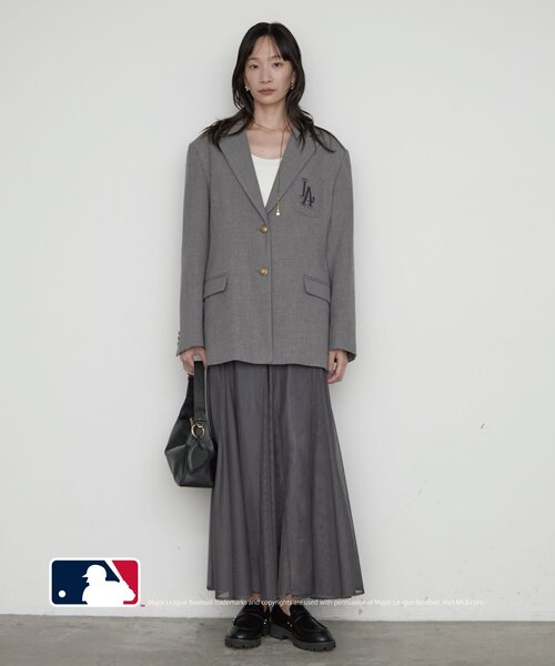 LOUNGEDRESS(ラウンジドレス)の「【MLB/メジャーリーグベースボール】ロゴジャケット 秋服(テーラードジャケット・レディース・ブラウン/ネイビー/グレー・FREE)」の18枚目の写真